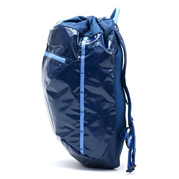 Patagonia Lightweight Black Hole Cinch Backpack Ripstop Blue Outdoor Hiking - Picture 4 of 16